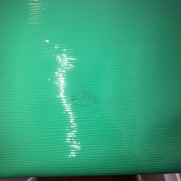 BCBGeneration Clutch - Picture 7 of 9